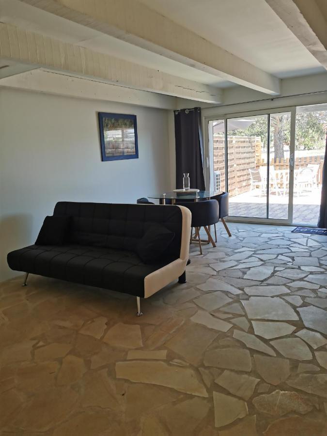 Site Machambreencamargue 沃韦尔 外观 照片