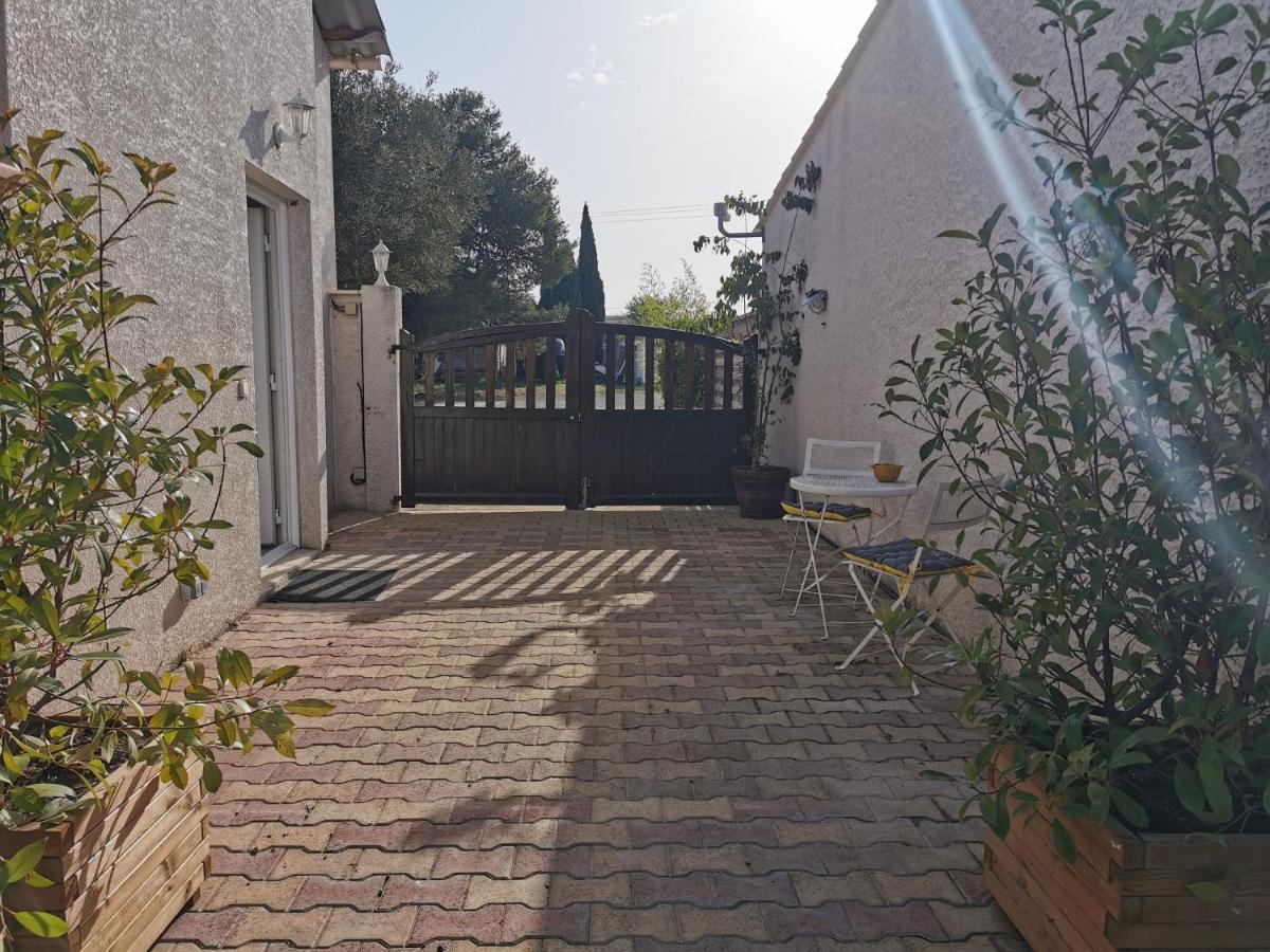 Site Machambreencamargue 沃韦尔 外观 照片